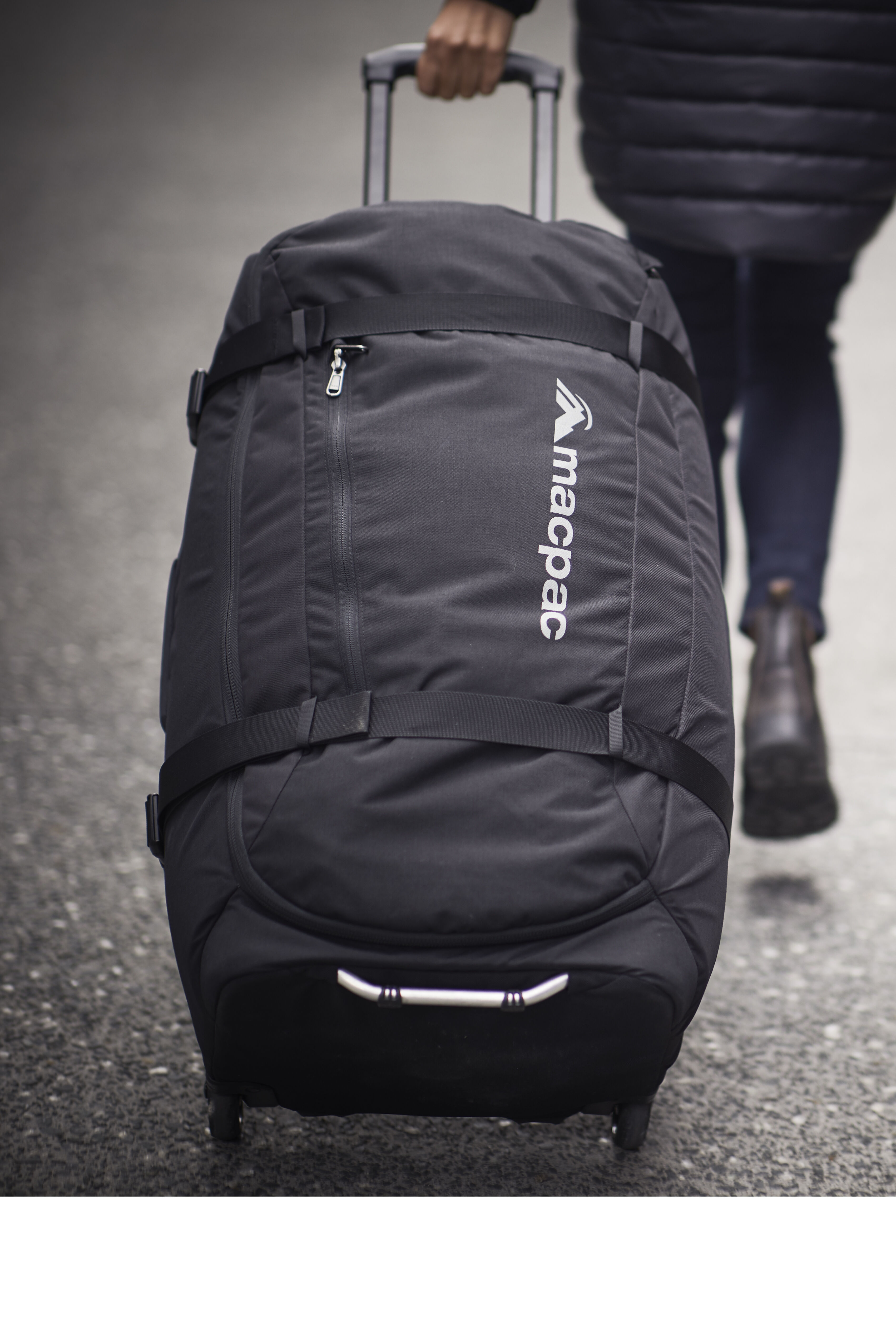 Macpac global 80l travel bag clearance