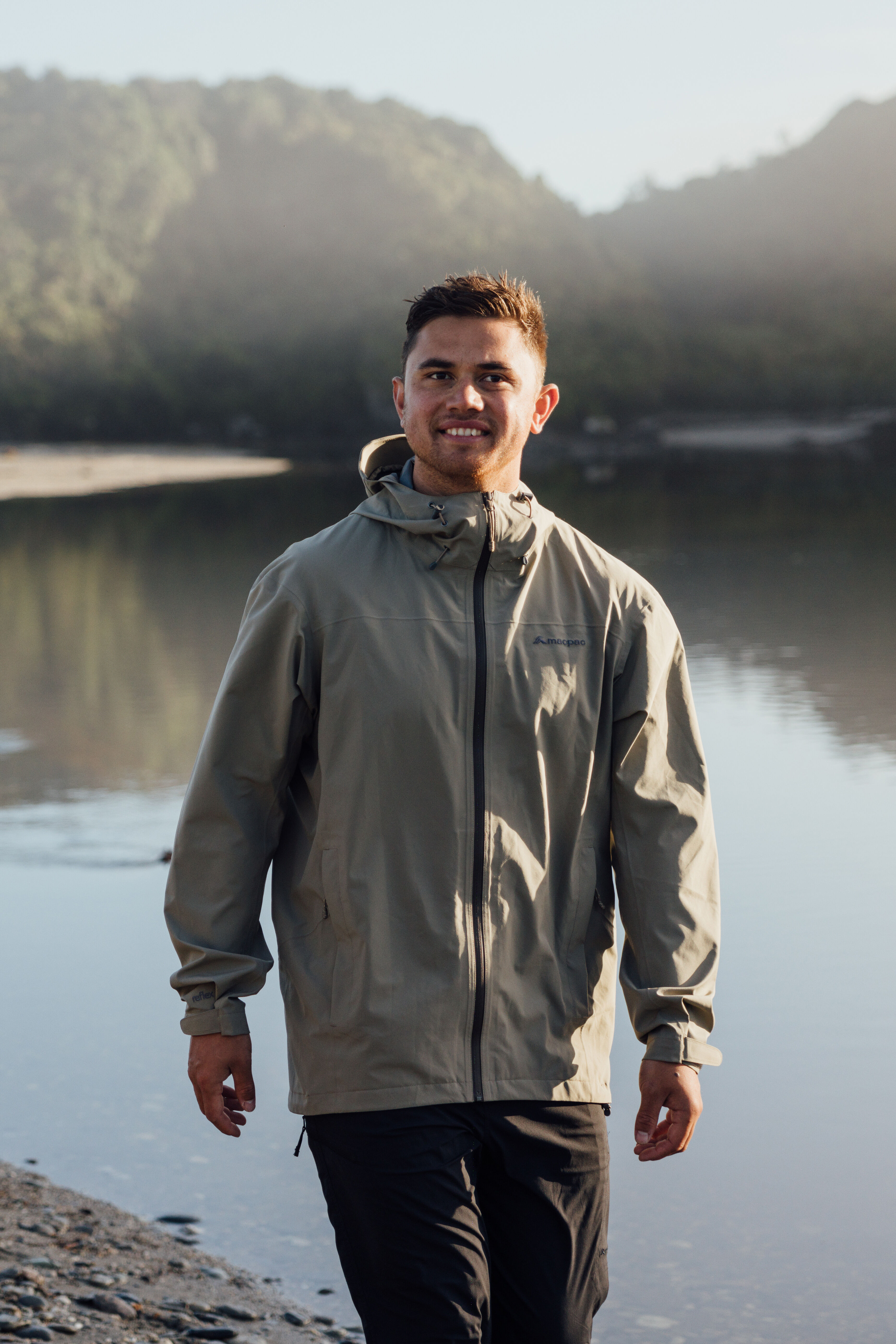 Macpac dispatch rain hotsell jacket
