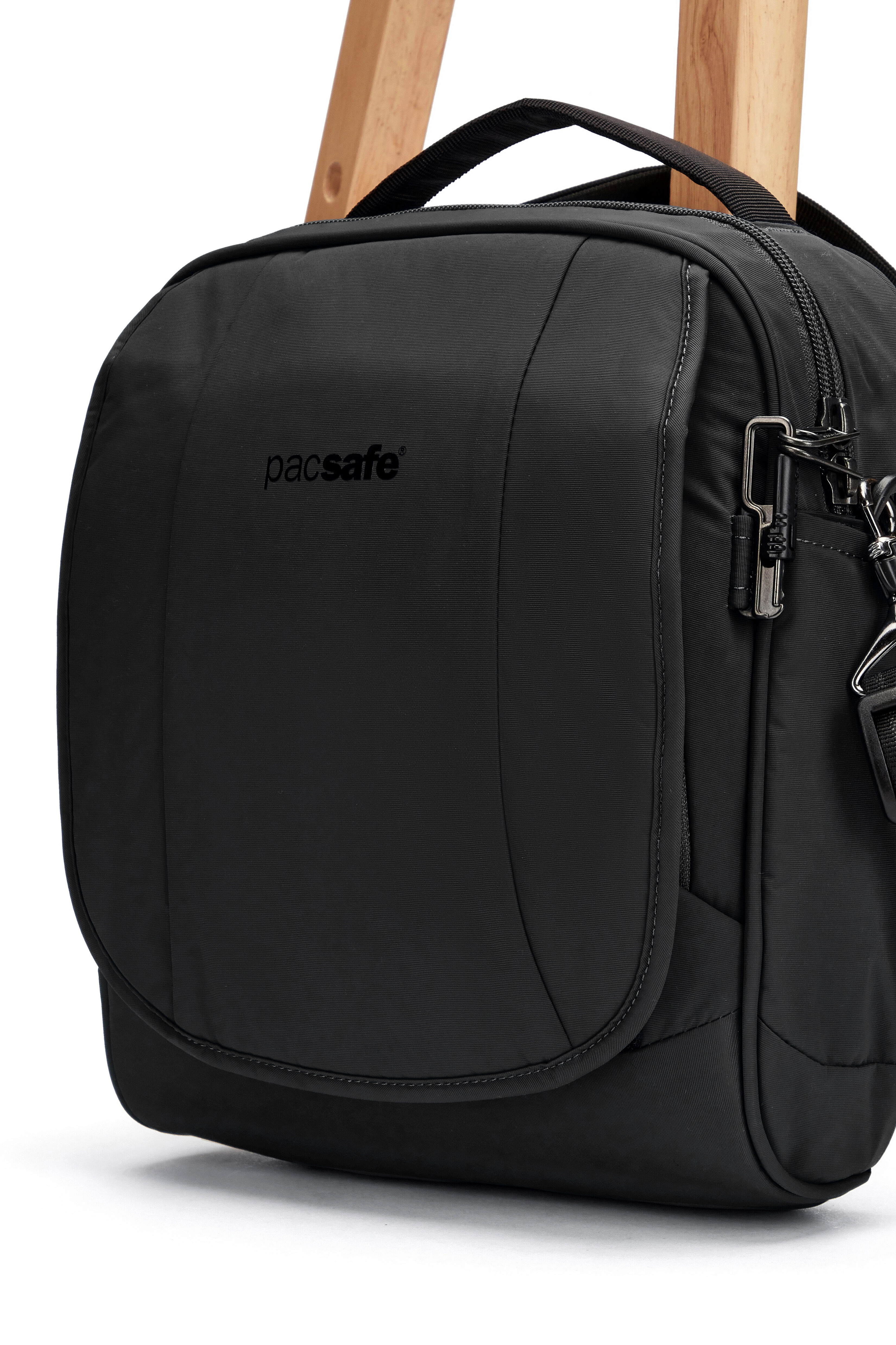 Pacsafe Metrosafe LS200 Crossbody Macpac