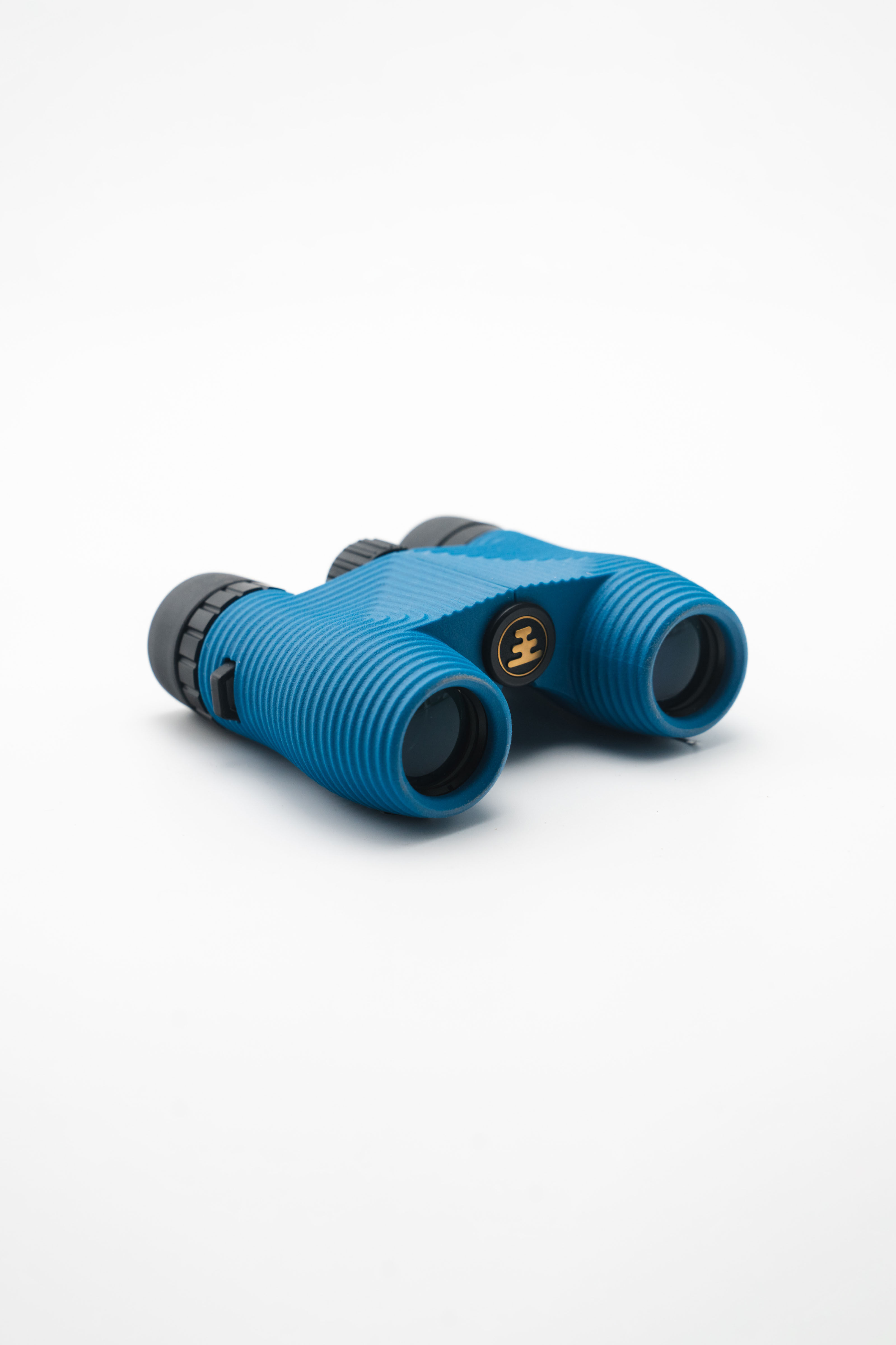 Nearest cheap binocular shop