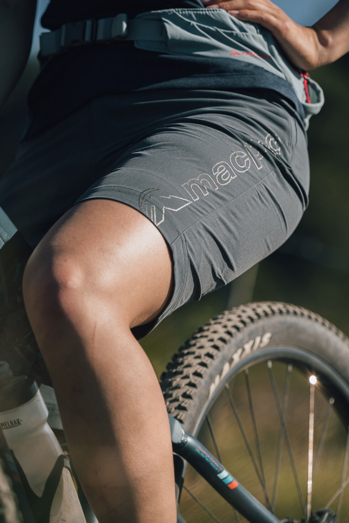 Women's mountain bike shorts with best sale padding