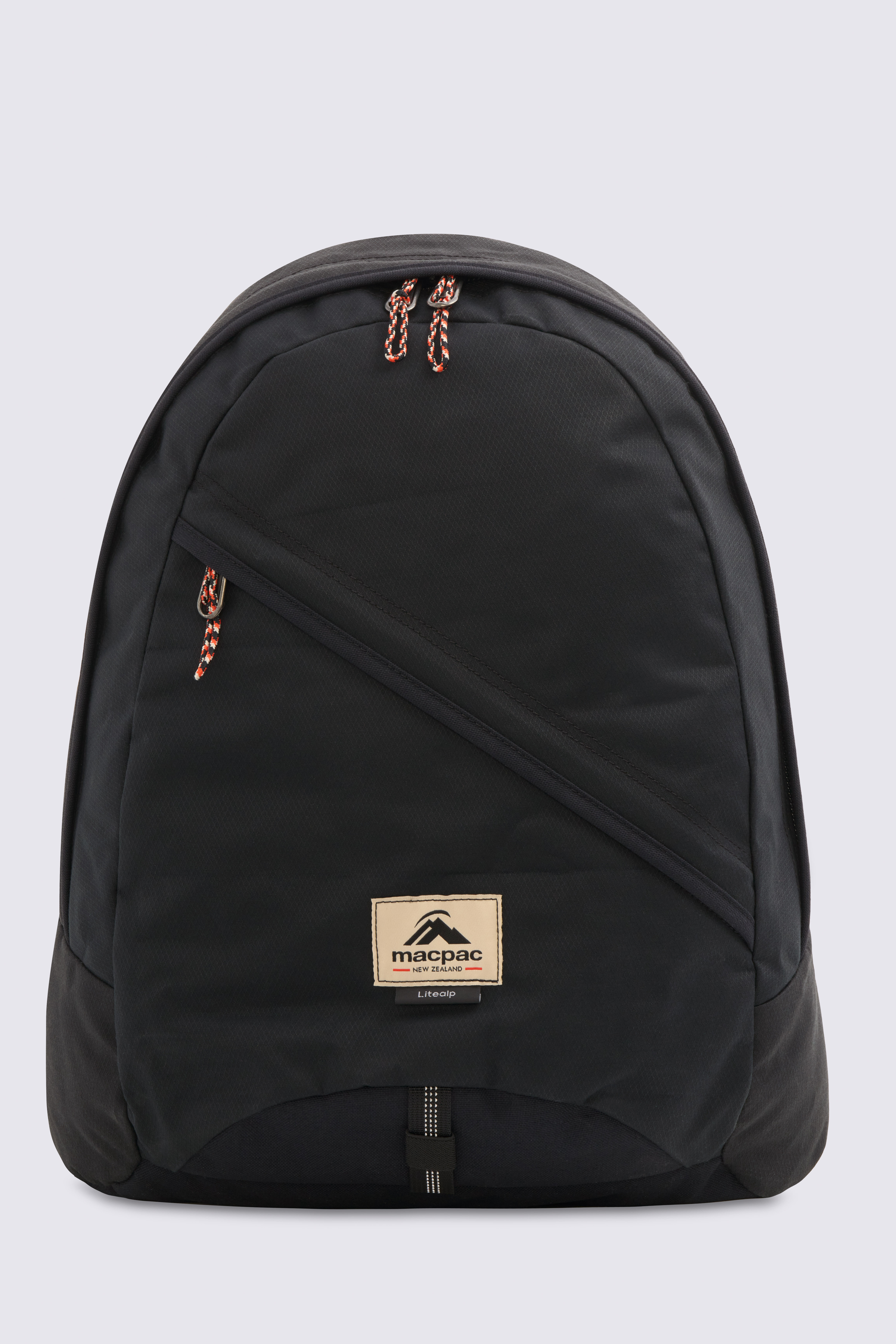 macpac ヘリテージライトアルプ50th Year edition 20L マックパックの50周年記念・特別モデル。復刻ロゴマークと明るい