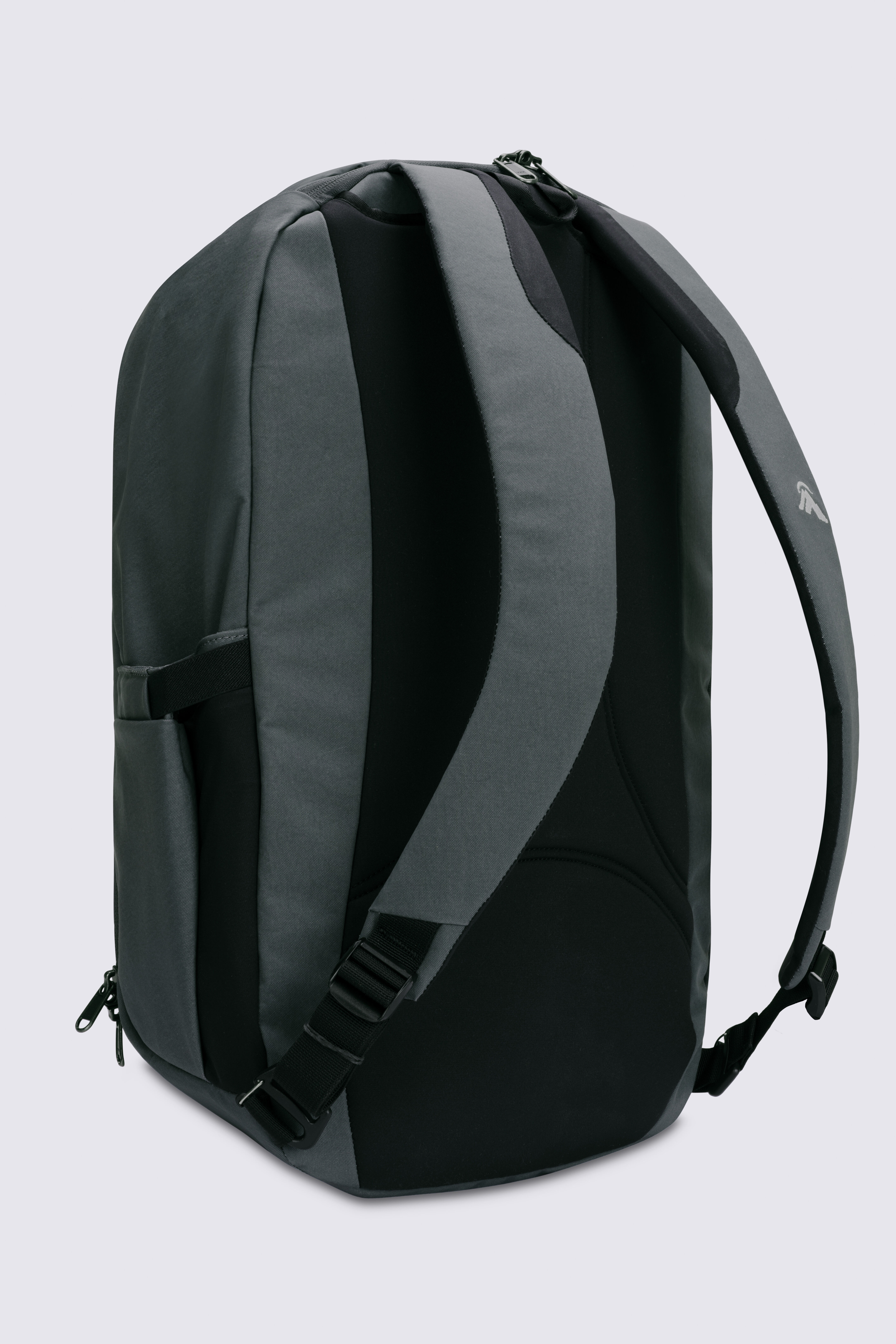 Macpac Quest 23L Backpack | Macpac